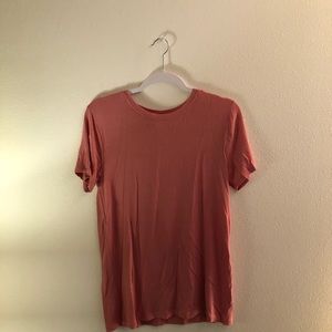 Plain pink tee